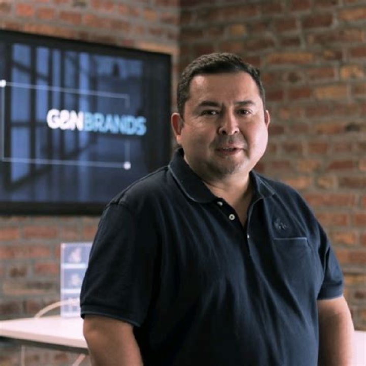 Alejandro Aranda Net Worth, Age, Height, Family, Bio