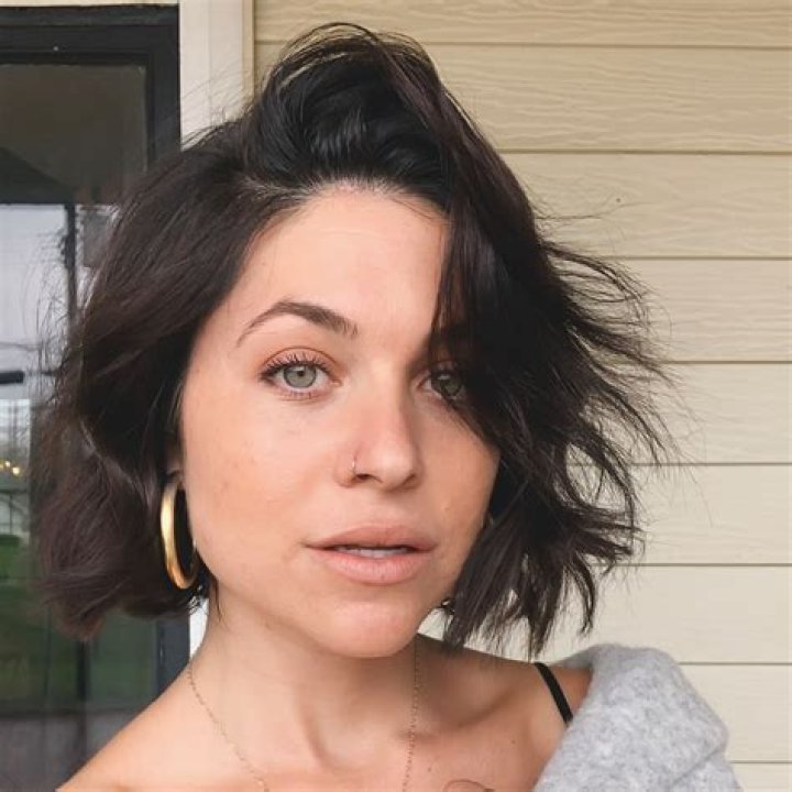  Celebrity Olivia Noceda Age, Boyfriend, Height, Net Worth, Family, BioBy Syaid Ahmad Fahri January 21, 2024 